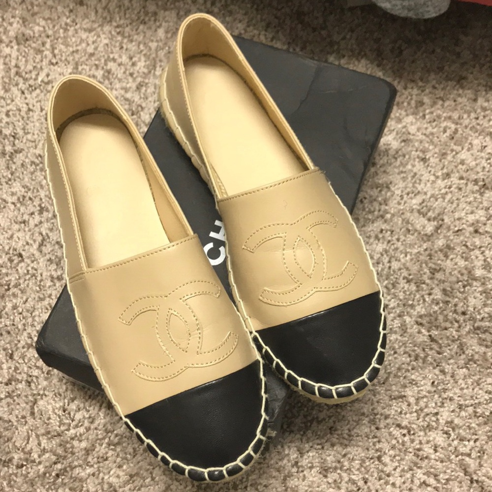 Adorable espadrilles